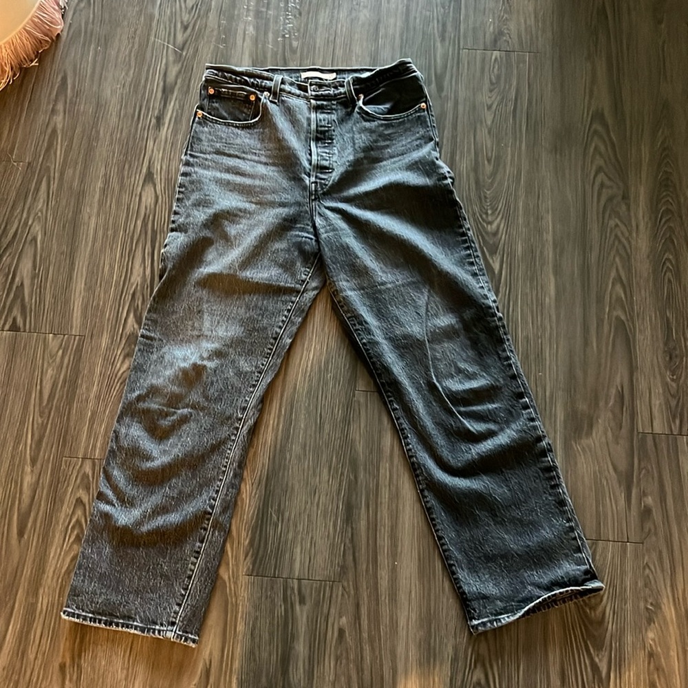 Levi’s Ribcage Ankle Straight Jeans